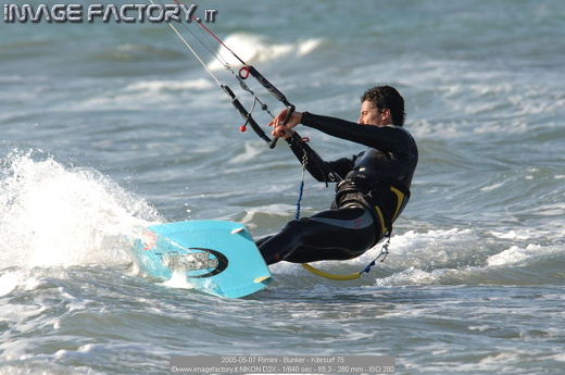 2005-05-07 Rimini - Bunker - Kitesurf 75